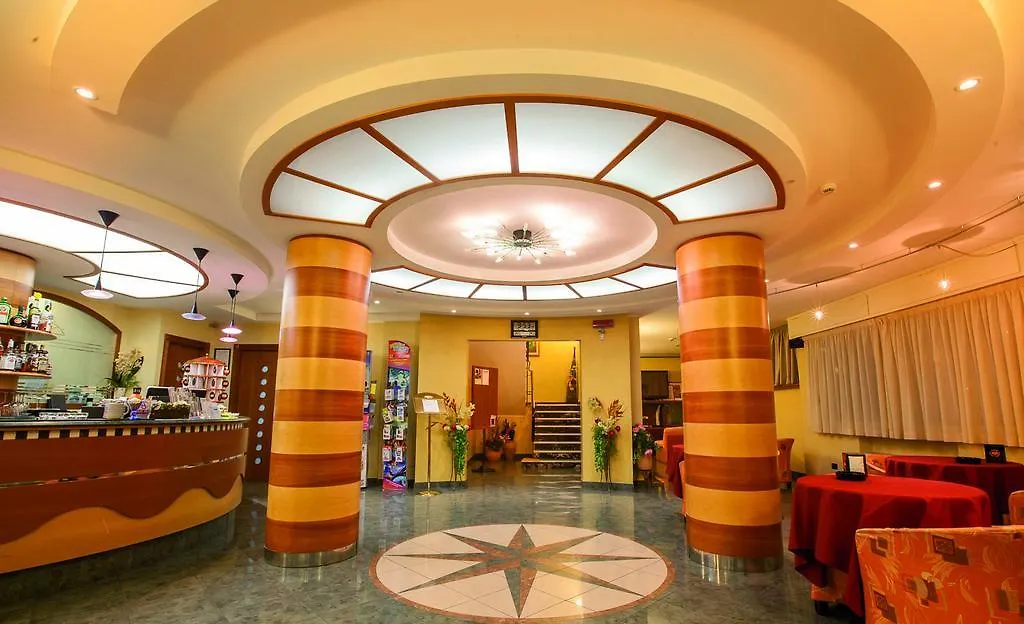 Hotel Cavour Cesenatico Italia